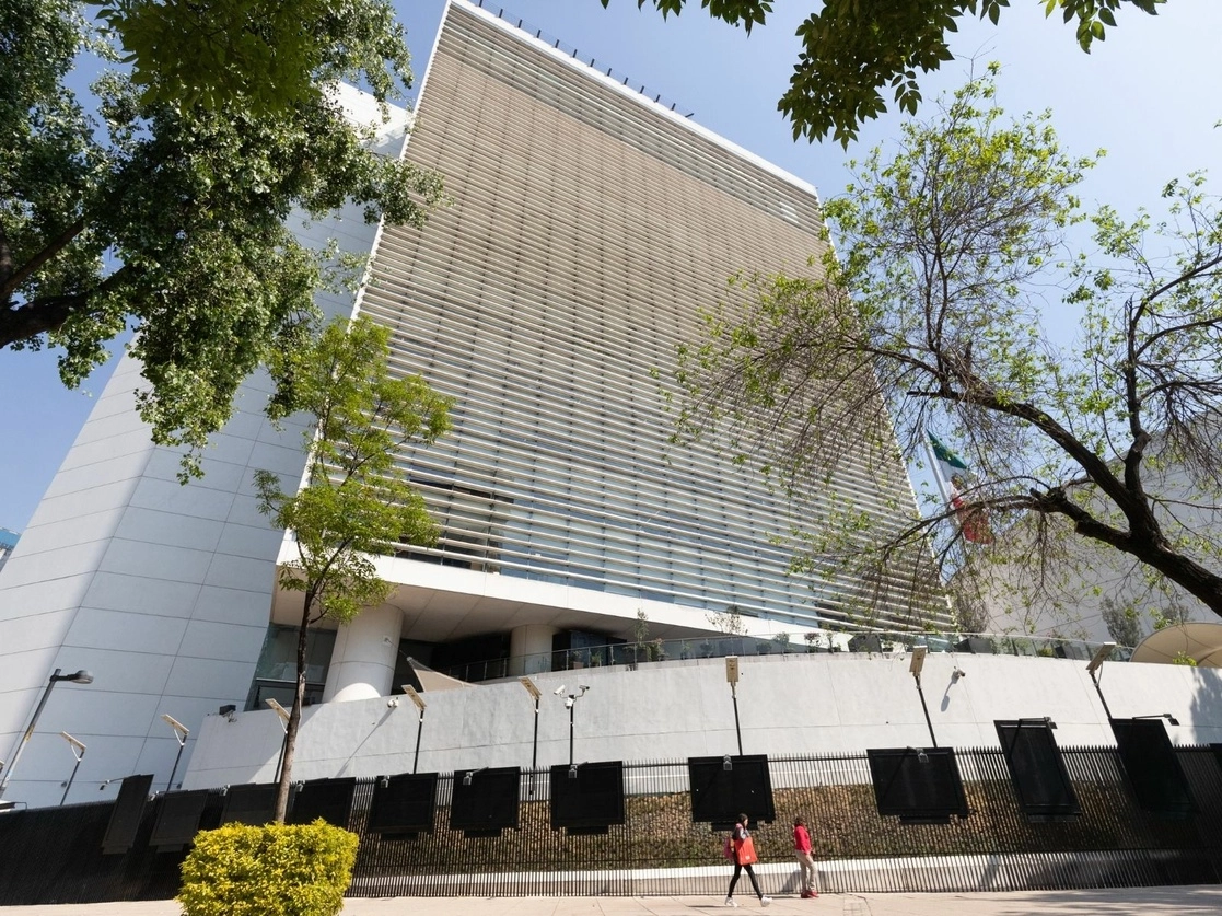 Fachada del Senado de la República en la Ciudad de México. Foto Pablo Ramos / Archivo
