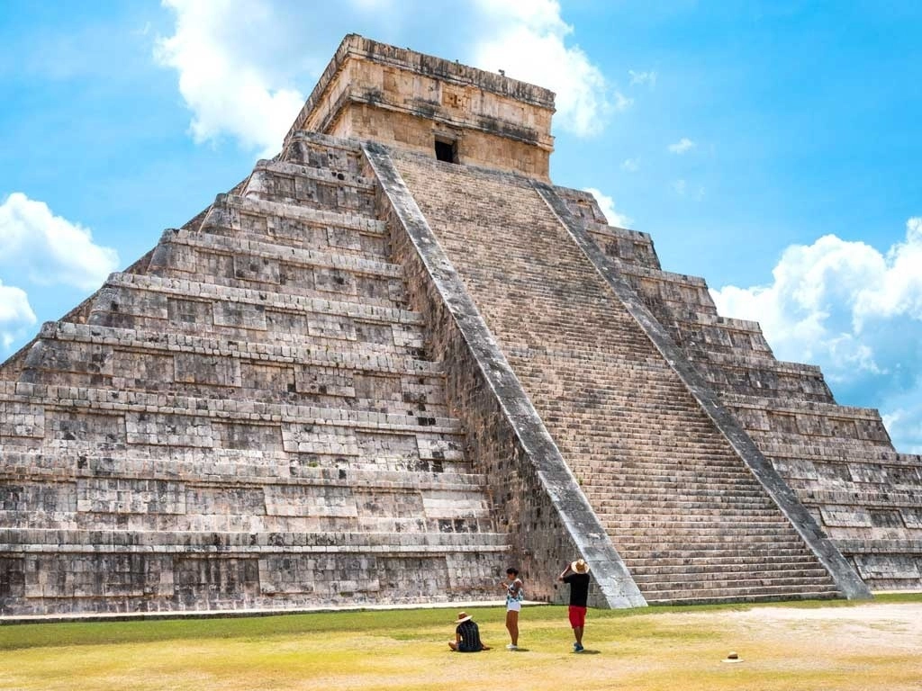 En imagen de archivo, la zona arqueológica de Chichén Itzá. Foto Luis A. Boffil / Archivo