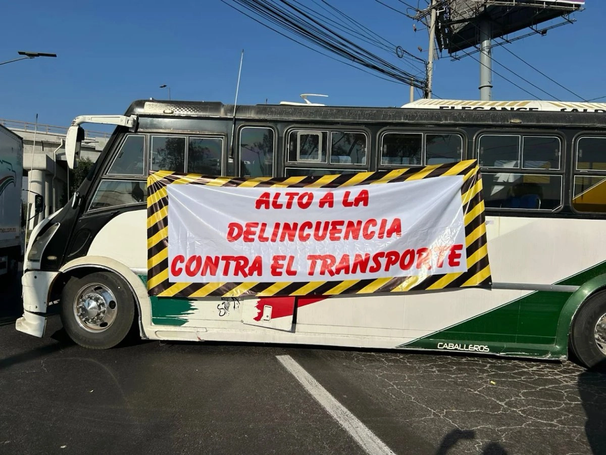 Aunque la industria automotriz señaló que comprende que se trata de una problemática social, pidió a las organizaciones de transportistas y de campesinos que utilicen alternativas para no afectar a la economía del país. Foto