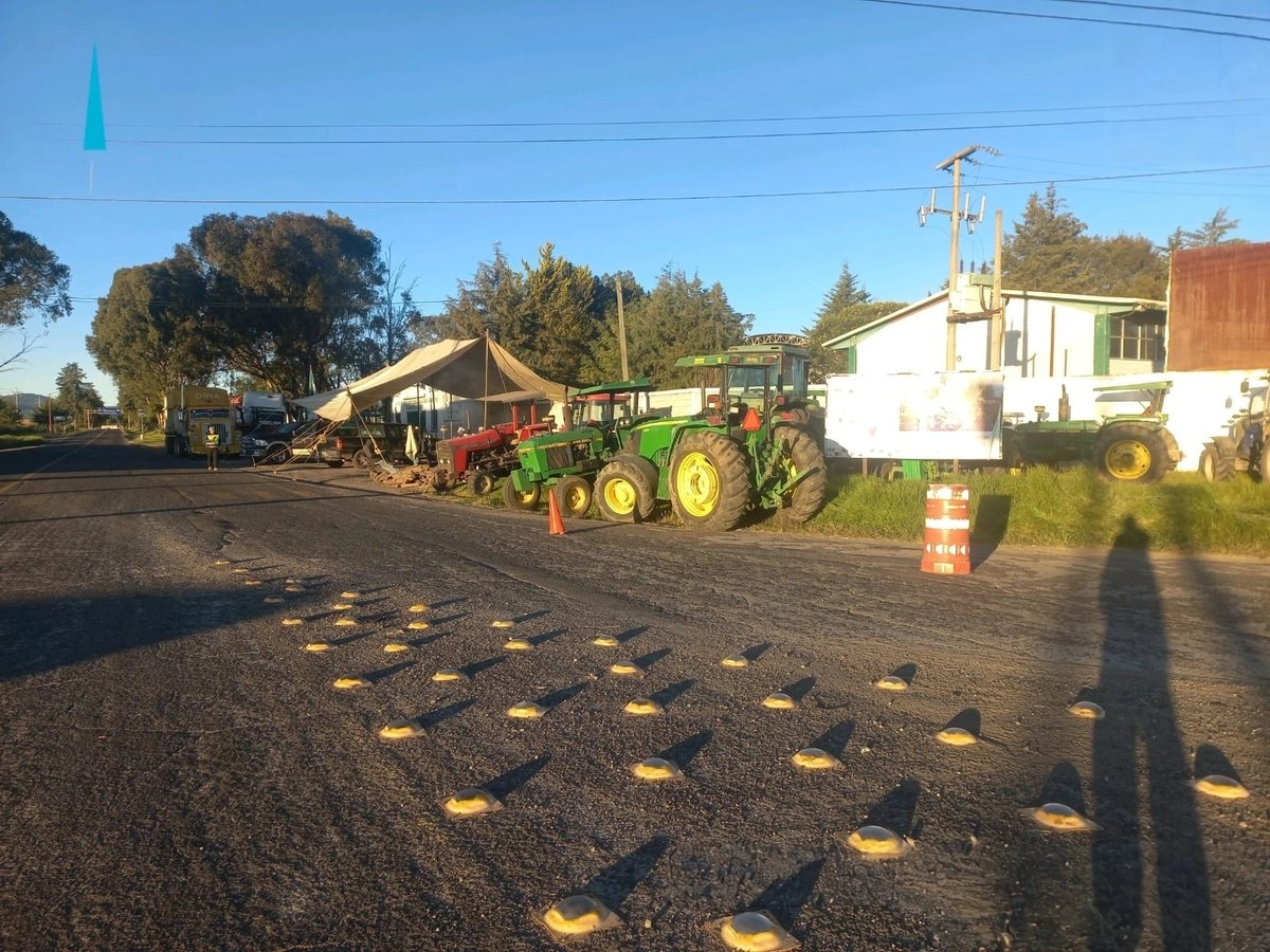 Informó la SICT de Michoacán que ha sida liberada la caseta Vista Hermosa de la autopista de Occidente. Foto 