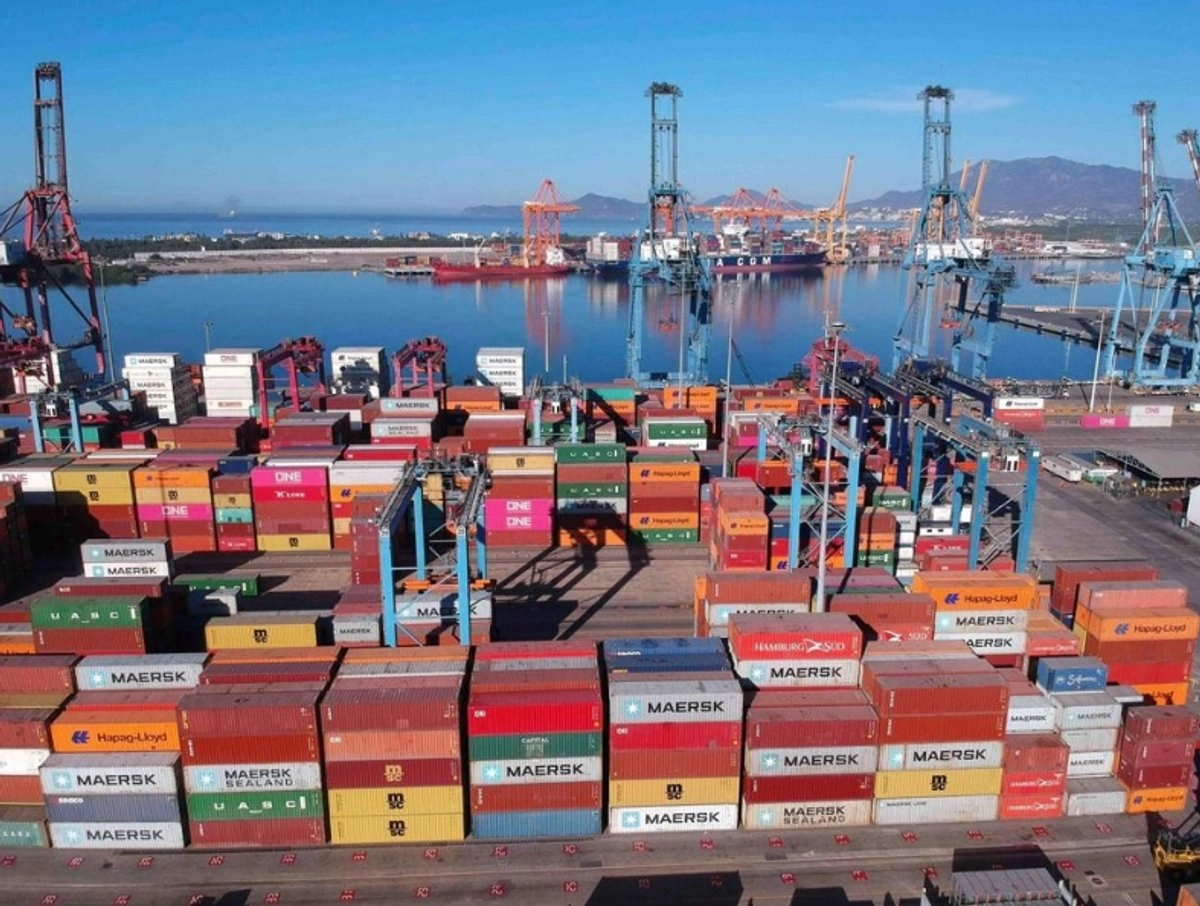 Panorámica de la Aduana de Manzanillo 