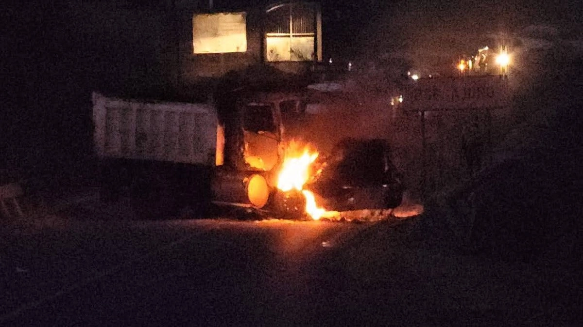 Camión siniestrado durante los bloqueos. Foto tomada de 