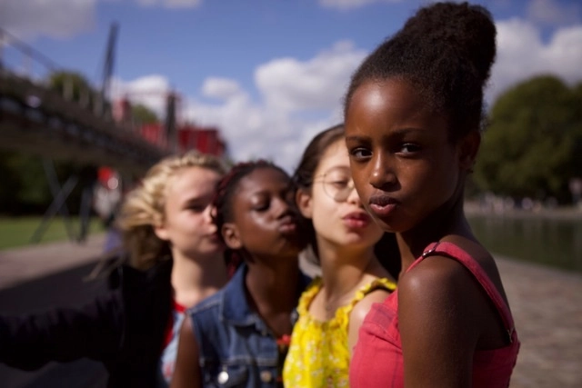 La cinta francesa ‘Cuties’ obtuvo el premio a mejor dirección en el Festival de Sundance. Foto Ap