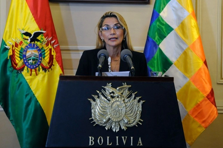 El gobierno de Jeanine Añez negó los salvoconductos a los siete ex funcionarios del MAS que se encuentran asilados en el embajada de México en Bolivia. Foto Afp
