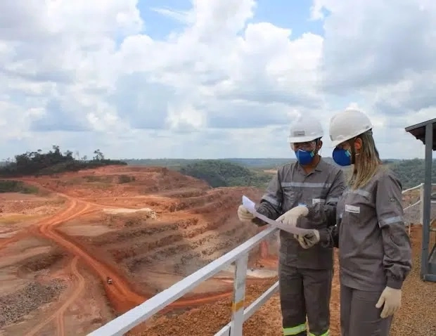 Trabajadores en unidad minera Taboca, de Minsur, en Brasil. Foto Taboca