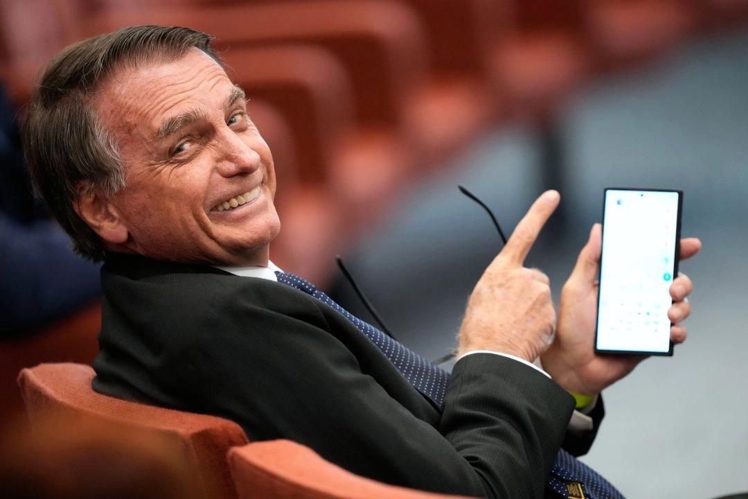 El expresidente brasileño Jair Bolsonaro durante su juicio en la Corte Suprema en Brasilia, Brasil, el 10 de junio de 2025.
