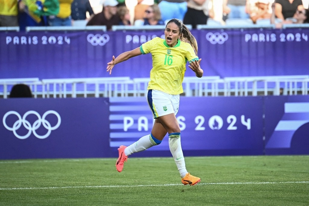 El único tanto de la ‘Canarinha’ en el estadio de Burdeos fue obra de Gabi Nunes, al minuto 37, tras aprovechar una asistencia de la veterana Marta Vieira, quien participa en sus sextos Juegos Olímpicos, el 25 de julio de 2024. Foto Afp