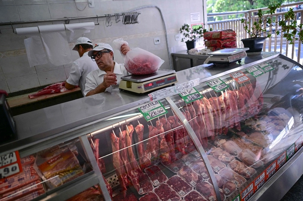 Las importaciones desde Brasil cumplen con las reglas fitosanitarias, aseguran directivos de Comecarne. Foto Afp 
