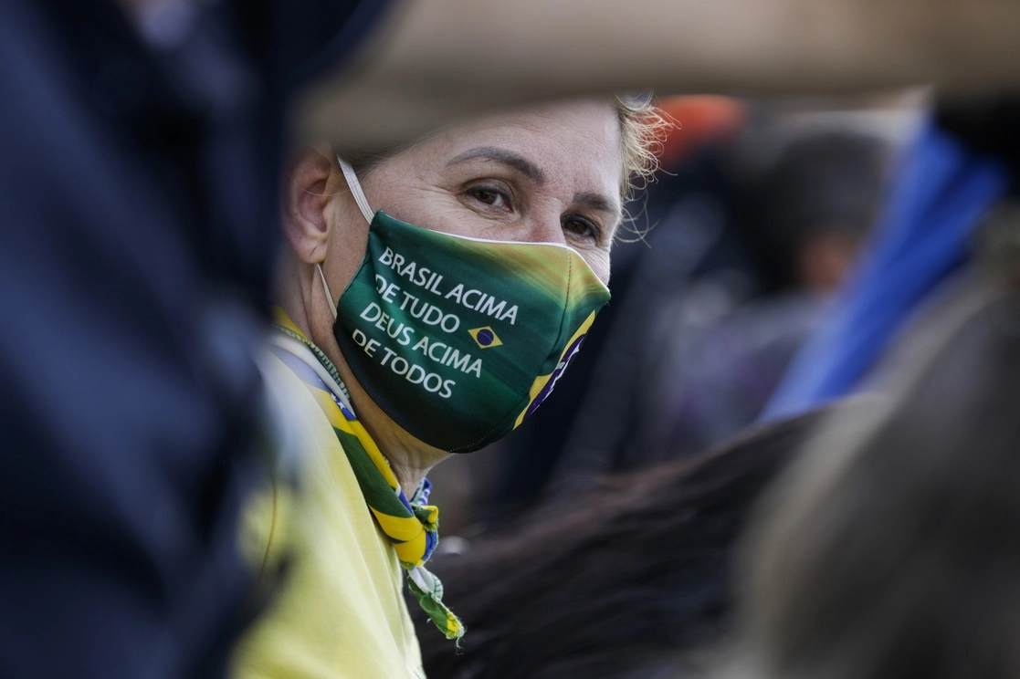 Seguidora del presidente brasileño, Jair Bolsonaro, durante una protesta a la que convocó el mandatario. Foto Ap