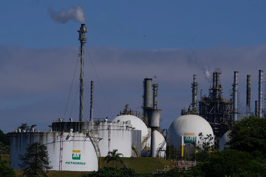 Refinería de Capuava, de Petrobras, en las afueras de Sao Paulo, el 6 de noviembre de 2023. Foto Ap