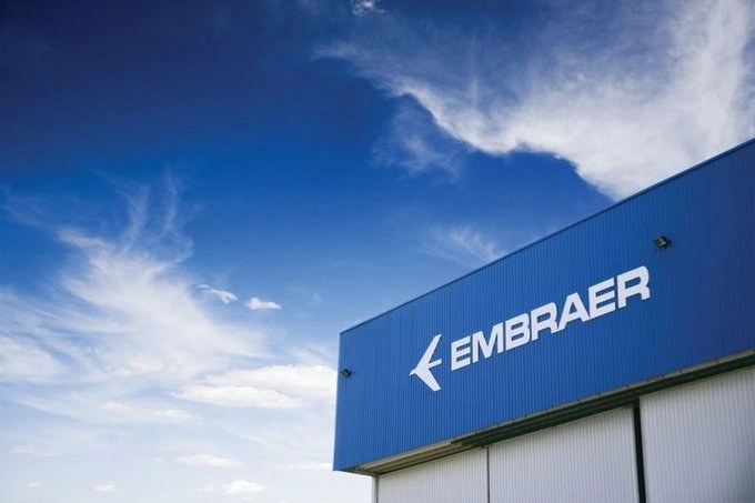 "El objetivo es garantizar la sostenibilidad y la capacidad de producción de la compañía", dijo la brasileña. Foto tomada del Twitter de @embraer