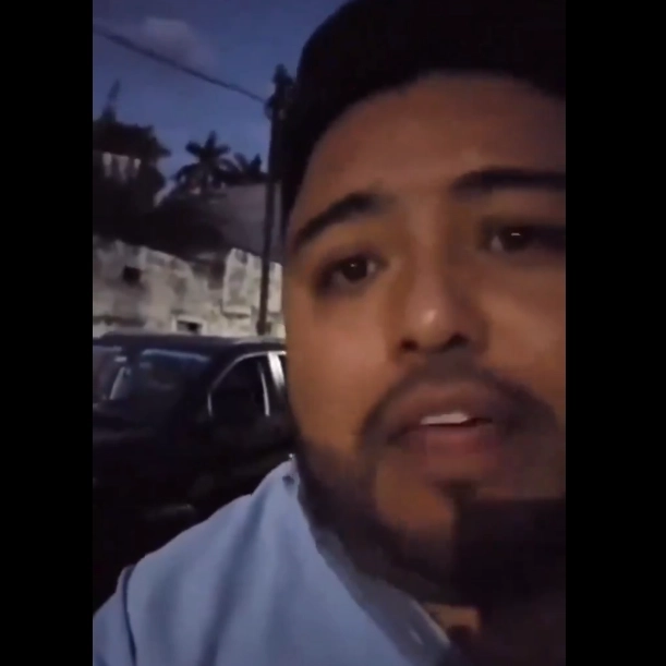 El reportero Andrés Salas tras el ataque el pasado 12 de febrero. Imagen tomada del video publicado en redes sociales