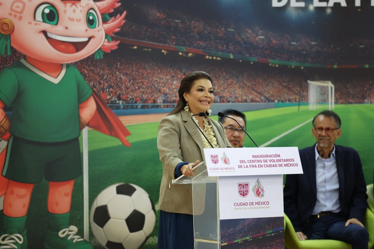 Más de 60 mil personas se inscribieron para ser parte del programa de Voluntarios de la FIFA para la Ciudad de México en el Mundial 2026, pero sólo un aproximado de 6 mil serán elegidos para ser parte de esta experiencia. Imagen tomada de @ClaraBrugadaM