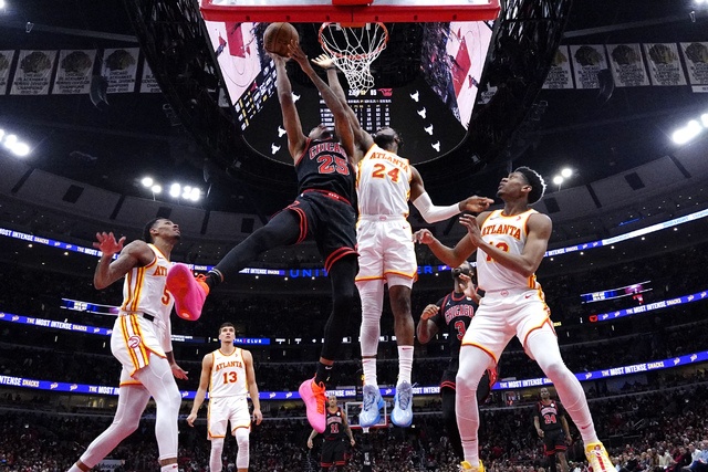 Bulls defeat Hawks 131-116 and will face the Heat