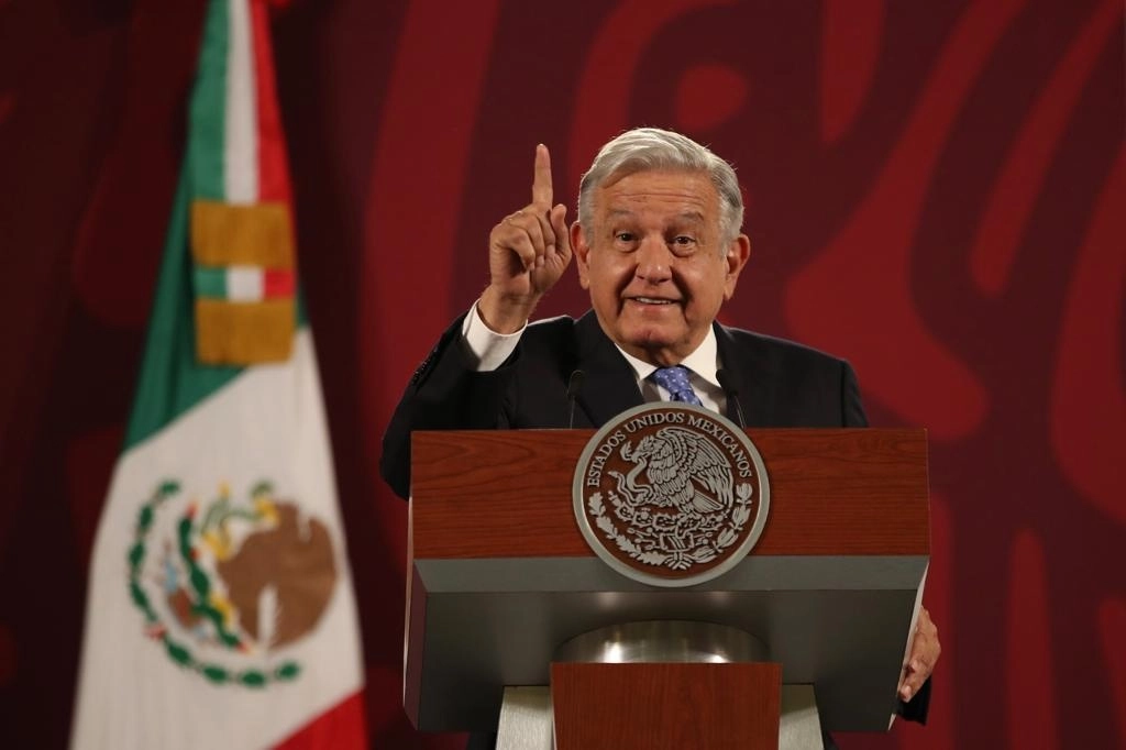 El presidente Andrés Manuel López Obrador, durante su conferencia matutina en Palacio Nacional, en la Ciudad de México, el 8 de noviembre de 2022. Foto Yazmín Ortega