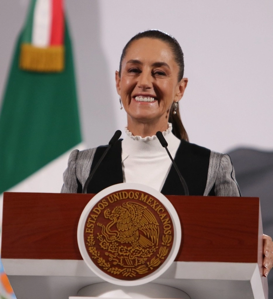 La presidenta de México, Claudia Sheinbaum, responde a preguntas de los medios de comunicación durante la Conferencia del Pueblo. Foto Cuartoscuro