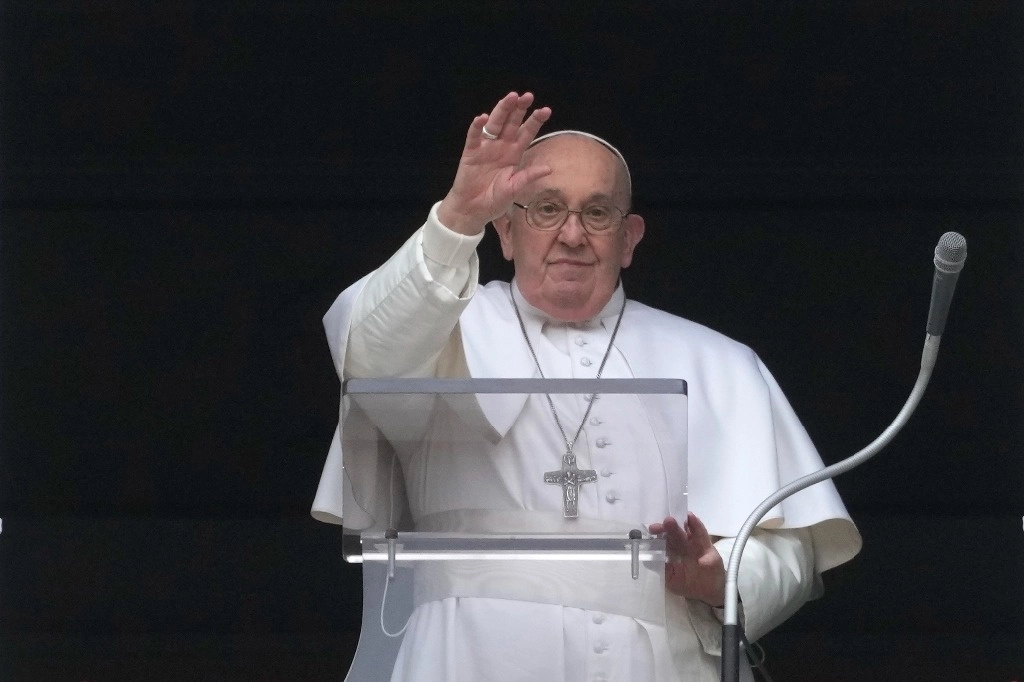 El papa Francisco dijo en febrero que la condición principal para las negociaciones que pongan fin a la guerra es el fin de la agresión rusa, y que cualquier paz debe ser una “paz justa”. Foto Ap 