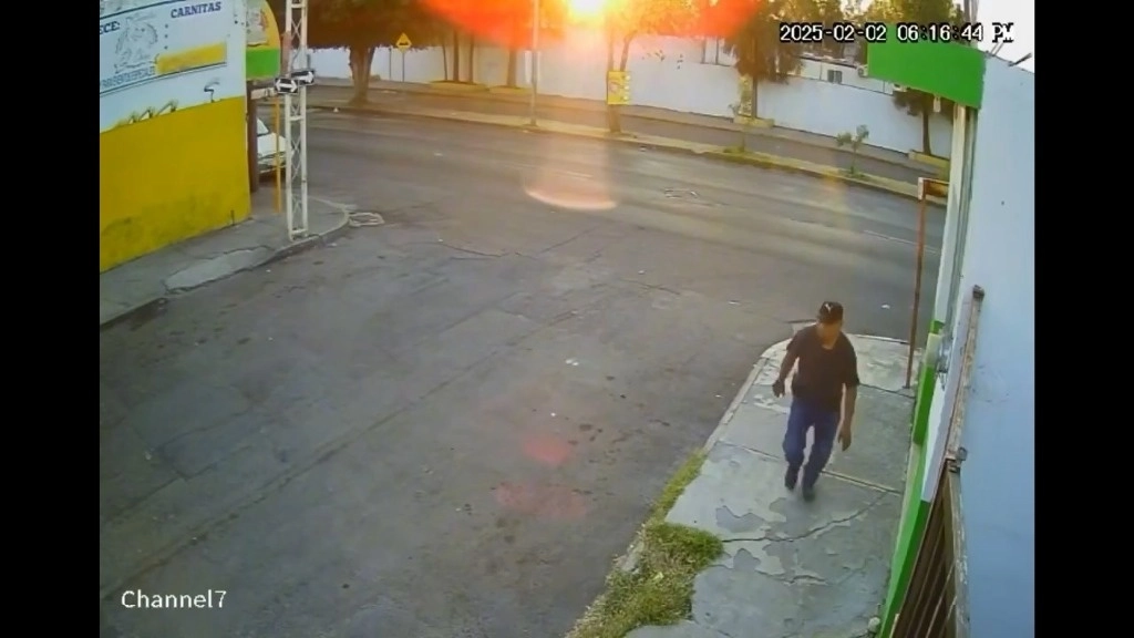 Cámaras grabaron la agresión sexual contra la joven.