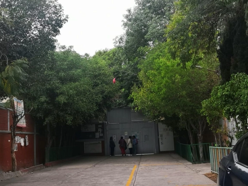 Además de instalar cámaras de videovigilanca, se prevé iniciar con apoyo de otras dependencia capitalinas para atención de los menores, entre las que se encuentra el DIF, así como con psicólogos de la UNAM. Foto Elba Mónica Bravo.