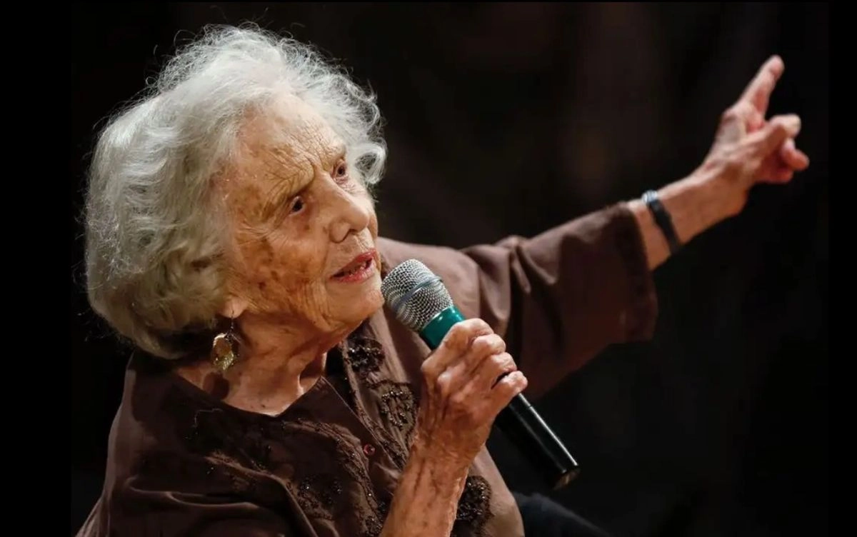La fundación Elena Poniatowska busca recursos para mantener a flotes proyectos culturales y de conservación del acervo de la escritora. Foto 