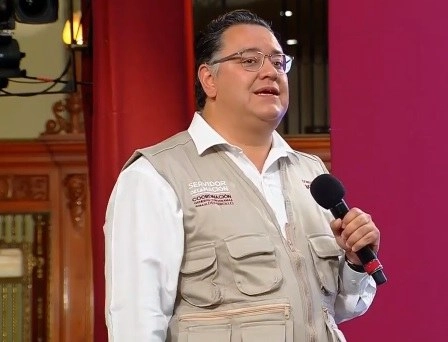 Gabriel García Hernández, Coordinador General de Programas para el Desarrollo durante conferencia de prensa. Fotograma tomado del video emitido por el Gobierno de México