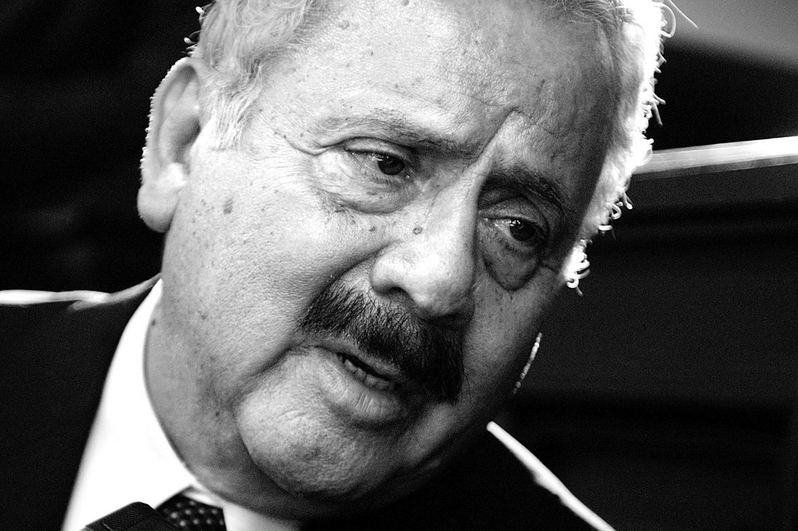 El decano de los diputados anunció un libro de memorias de un grupo de 30 políticos de esa época. Foto José Núñez