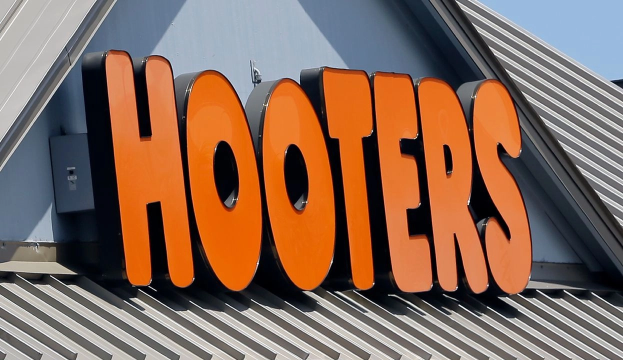 Restaurante de Hooters en Hialeah, Florida, en imagen de julio de 2017. Foto 