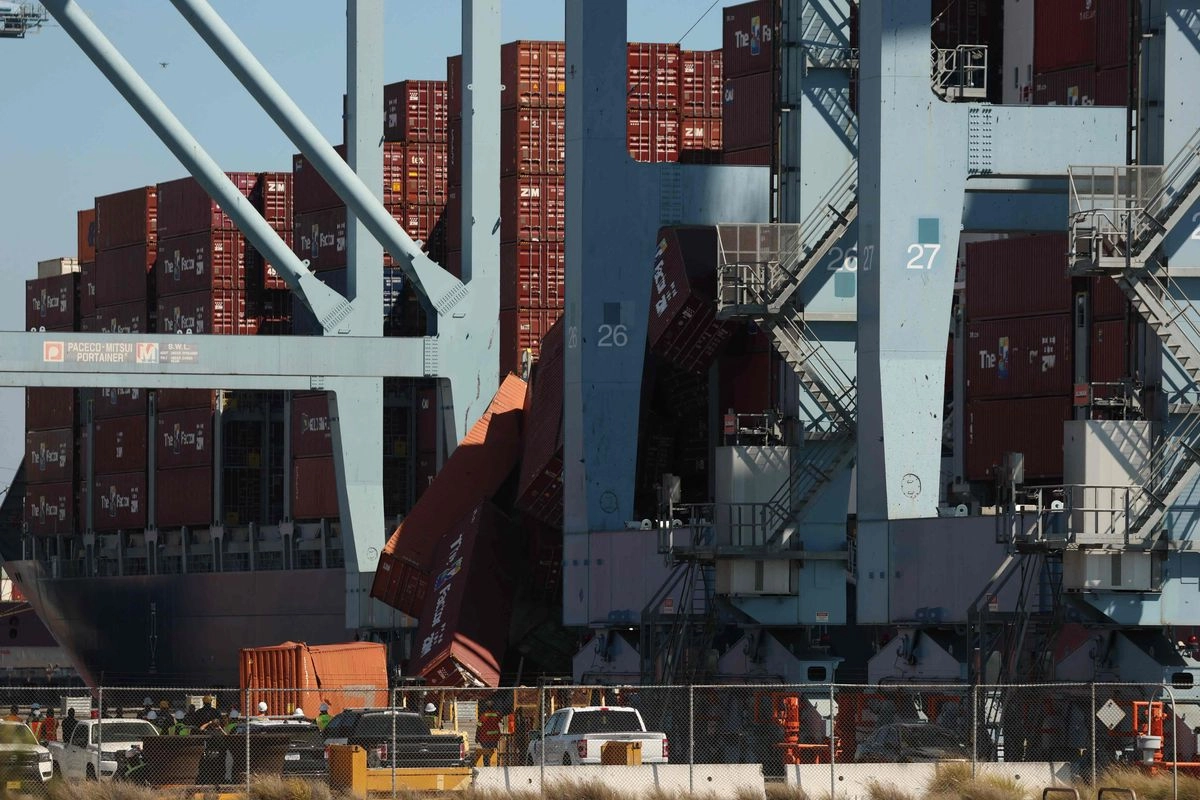 Decenas de contenedores en el puerto de Mississippi. Foto