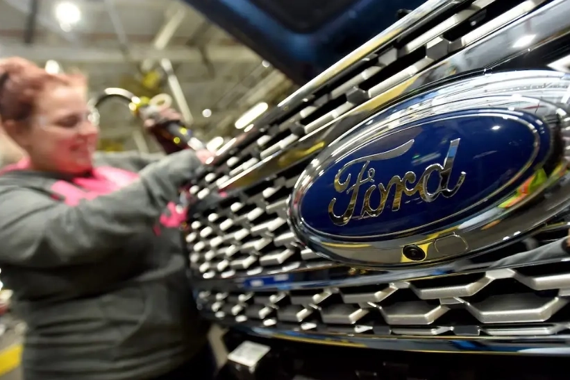 Las automotrices estadunidenses tradicionales se enfrentan a altos inventarios, precios a la baja. Foto Ford Motor Company