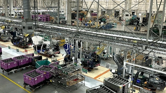 Las ventas al exterior de productos agropecuarios, en medio de la incertidumbre por los aranceles, descendieron 6.6 por ciento, y de las manufacturas automotrices, que descendieron 9 por ciento anual.