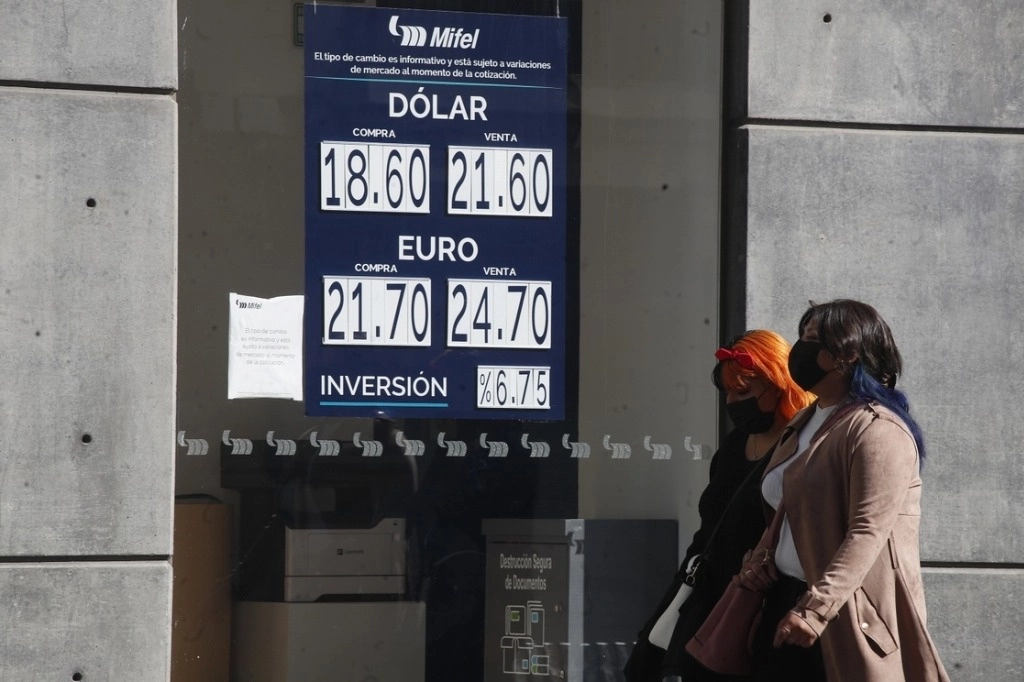 Cotización del dólar en la capital del país. Foto Cristina Rodríguez / Archivo
