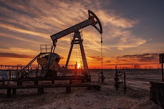 Caen precios del petróleo ante posibilidades de recesión. Foto tomada de Twitter