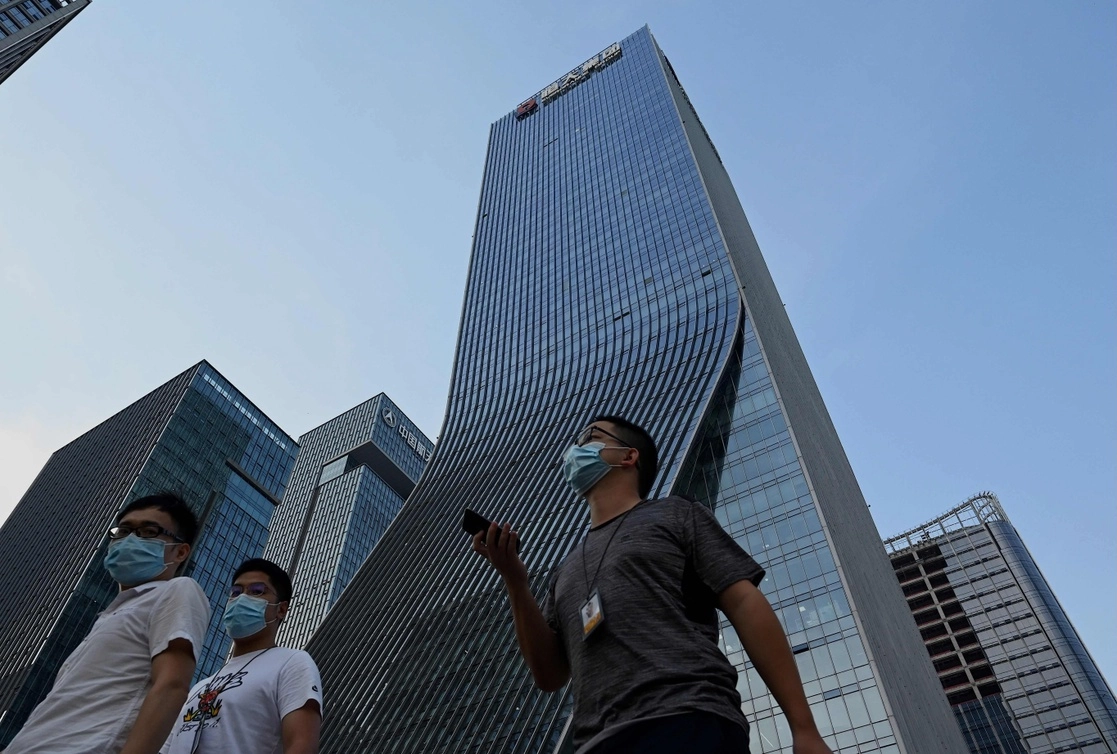 El gigante inmobiliario chino Evergrande dijo que enfrenta "dificultades sin precedentes", pero negó los rumores de que está a punto de hundirse. Foto Afp / Archivo