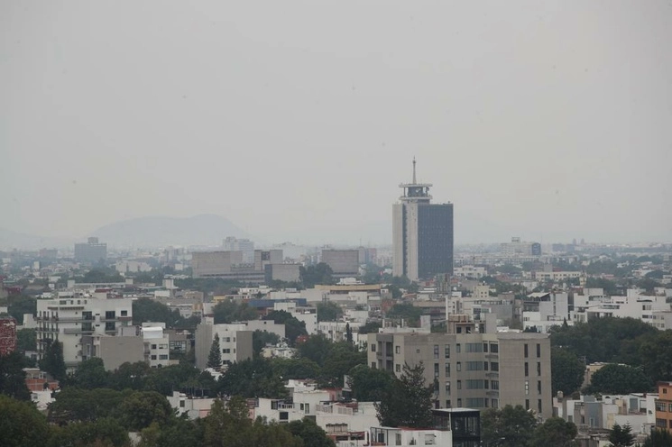 A pesar del aumento en la actividad volcánica del Popocatépetl en la CDXM la calidad del aire es "aceptable". Foto María Luisa Severiano 