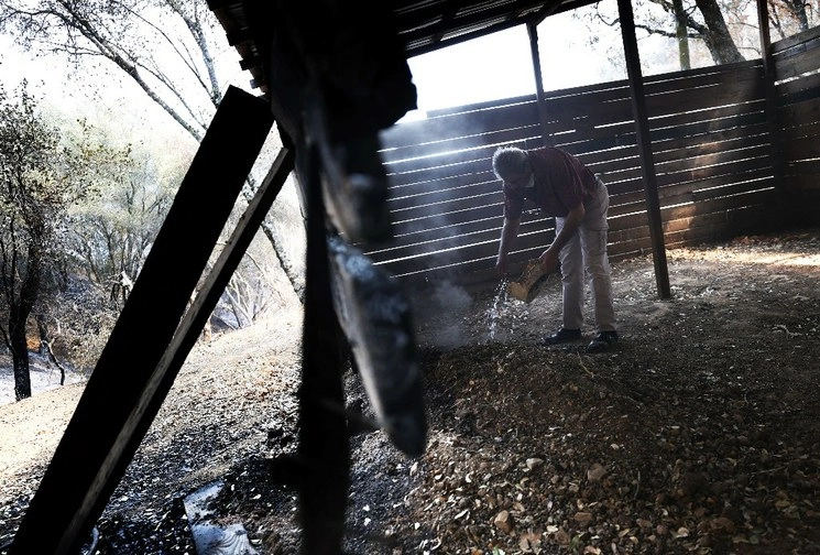 En lo que va de 2020, se han registrado más de 7 mil incendios que han arrasado cerca de 6 mil km cuadrados en California. Foto Afp