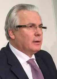 Garzón se encuentra en estos días en París. Foto Notimex / archivo 