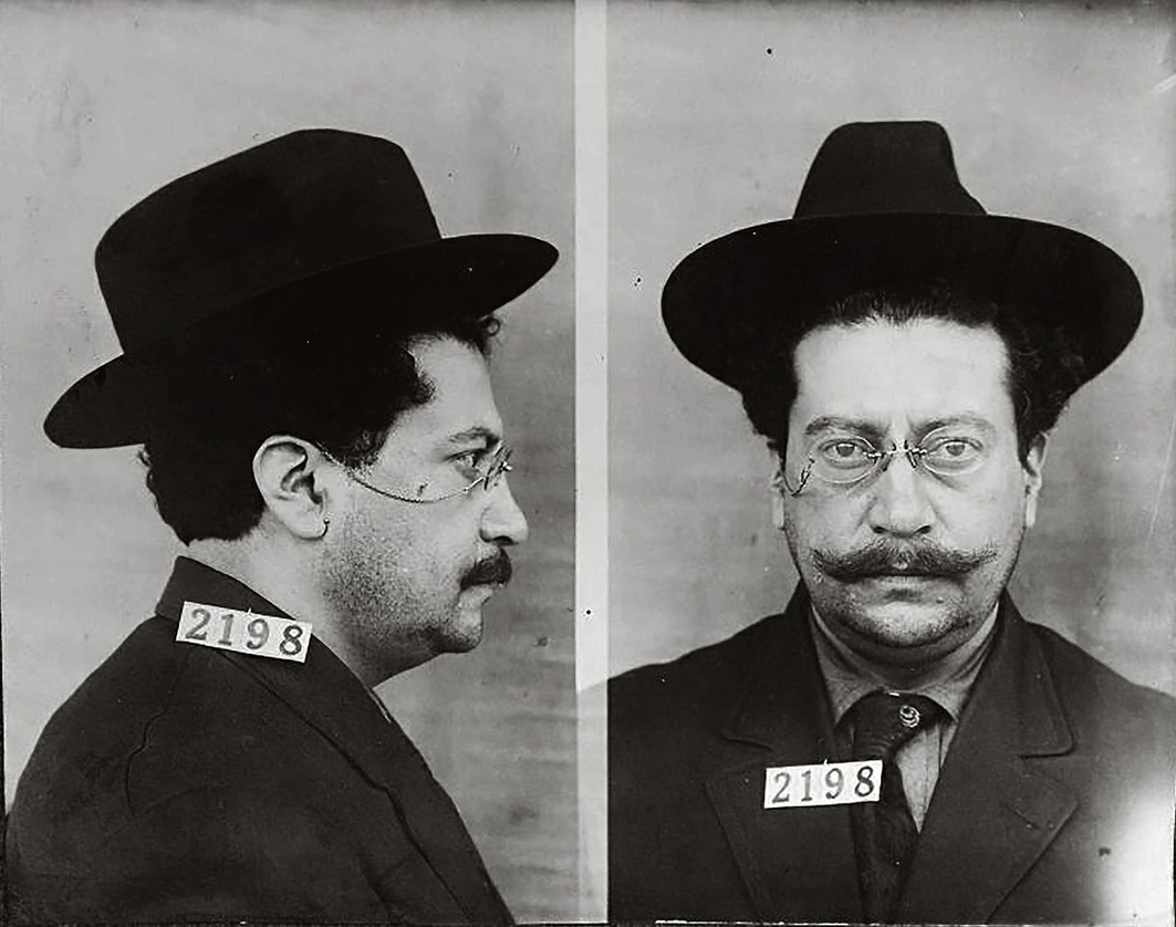 Ficha policiaca de Ricardo Flores Magón, fechada el 7 de julio de 1912 en Los Ángeles, California. Foto tomada de la página web del Gobierno de México