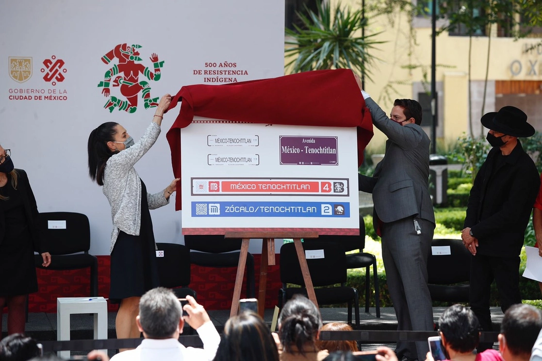 La jefa de Gobierno de la Ciudad de México, Claudia Sheinbaum Pardo, en la ceremonia en la que se formalizó el cambio de nomenclatura de la avenida Puente de Alvarado por calzada México-Tenochtitlan, el 19 de agosto de 2021. Foto Cristina Rodríguez