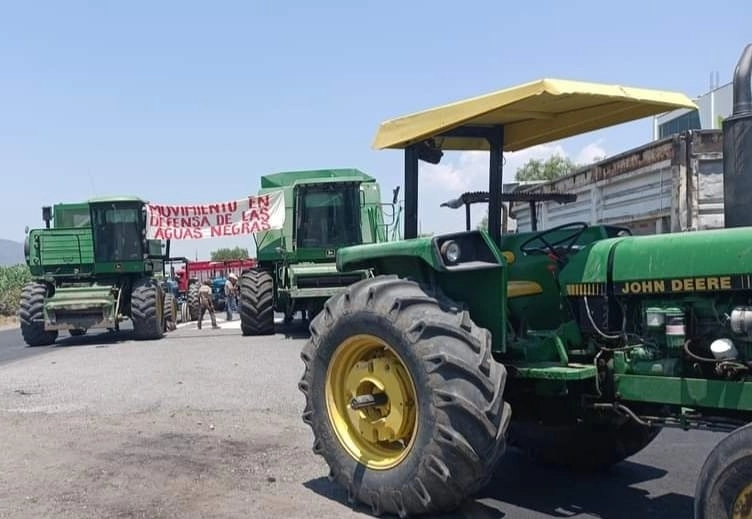 El cierre ha provocado que no haya comunicación terrestre entre las ciudades de Actopan y Pachuca con la región del Valle de Tula. Foto  La Jornada  