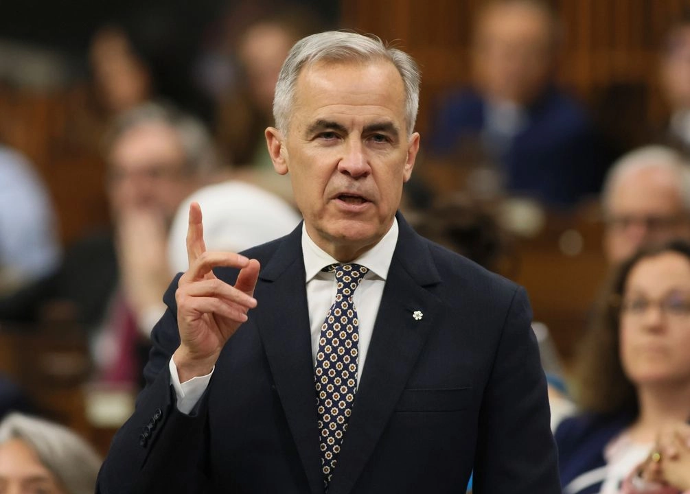 El primer ministro Mark Carney responde a una pregunta durante el período de preguntas en la Cámara de los Comunes en la Colina del Parlamento en Otawa, Ontario, Canadá, el jueves 19 de junio de 2025. Foto