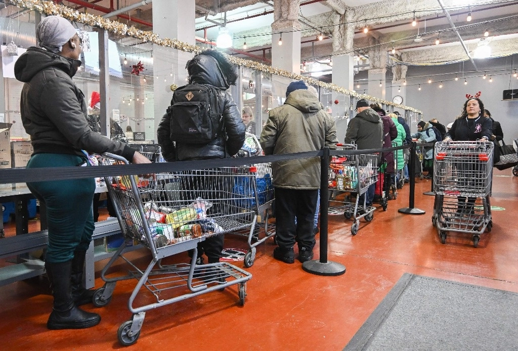 Ventas en un supermercado de Montreal, Canadá. Foto Afp