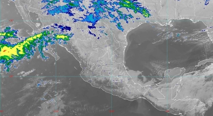 Un canal de baja presión en el oriente de México incrementará nublados y lluvias al oriente del país. Foto @conagua_clima
 