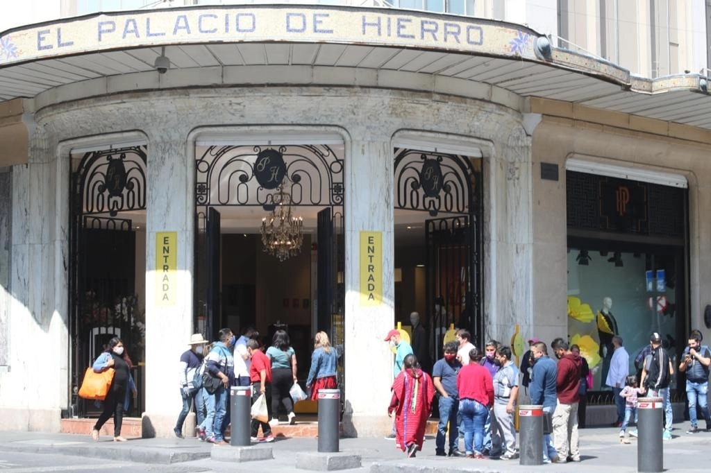 El Palacio de Hierro en el Centro Histórico. Foto María Luisa Severiano