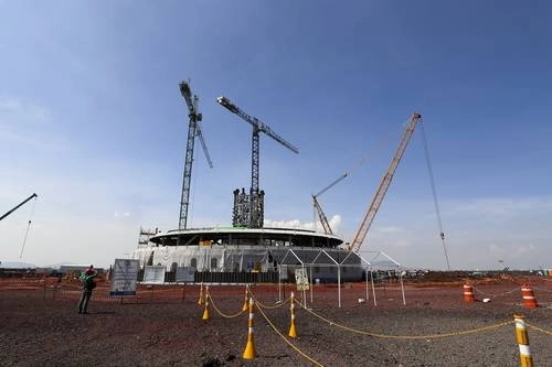 Obras para la torre de control del suspendido Nuevo Aeropuerto Internacional de México. Foto Marco Peláez/ archivo