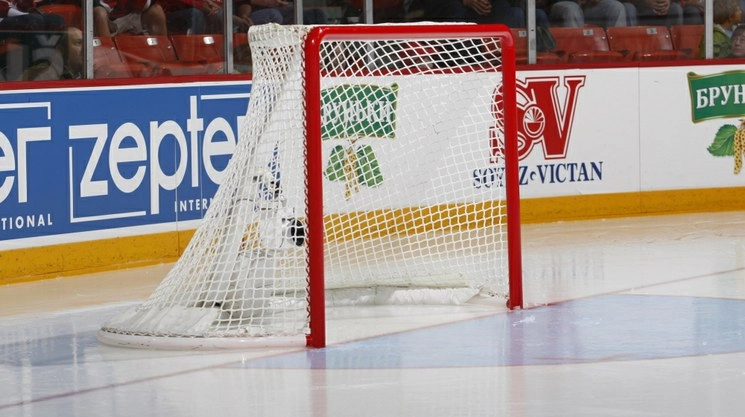 Este sábado fue cancelado el Mundial femenino de hockey hielo de Canadá para proteger a las jugadoras, árbitros y seguidores. Foto Twitter @IIHFHockey