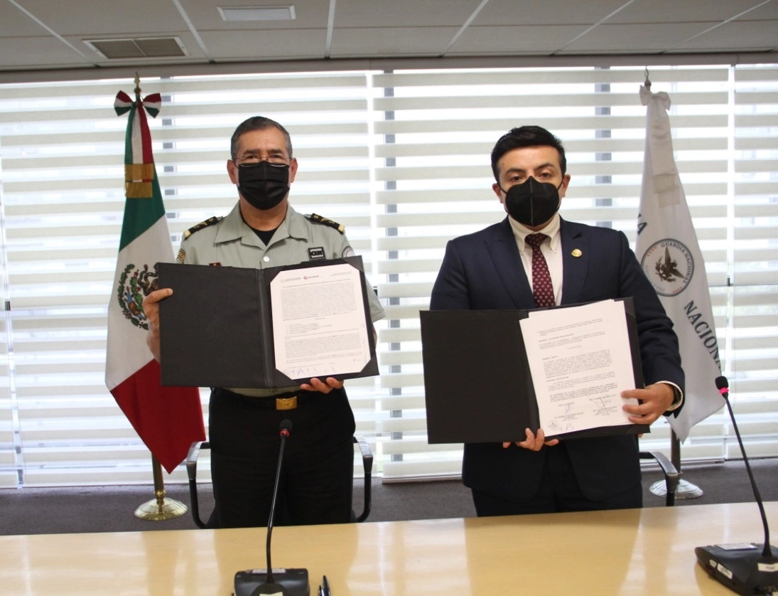 La Guardia Nacional y el Conocer firmaron un Convenio Modificatorio al Contrato de Acreditación de la Entidad de Certificación y Evaluación, así como de la firma del Acta de Renovación del Comité de Gestión por Competencias. Foto cortesía Guardia Nacional