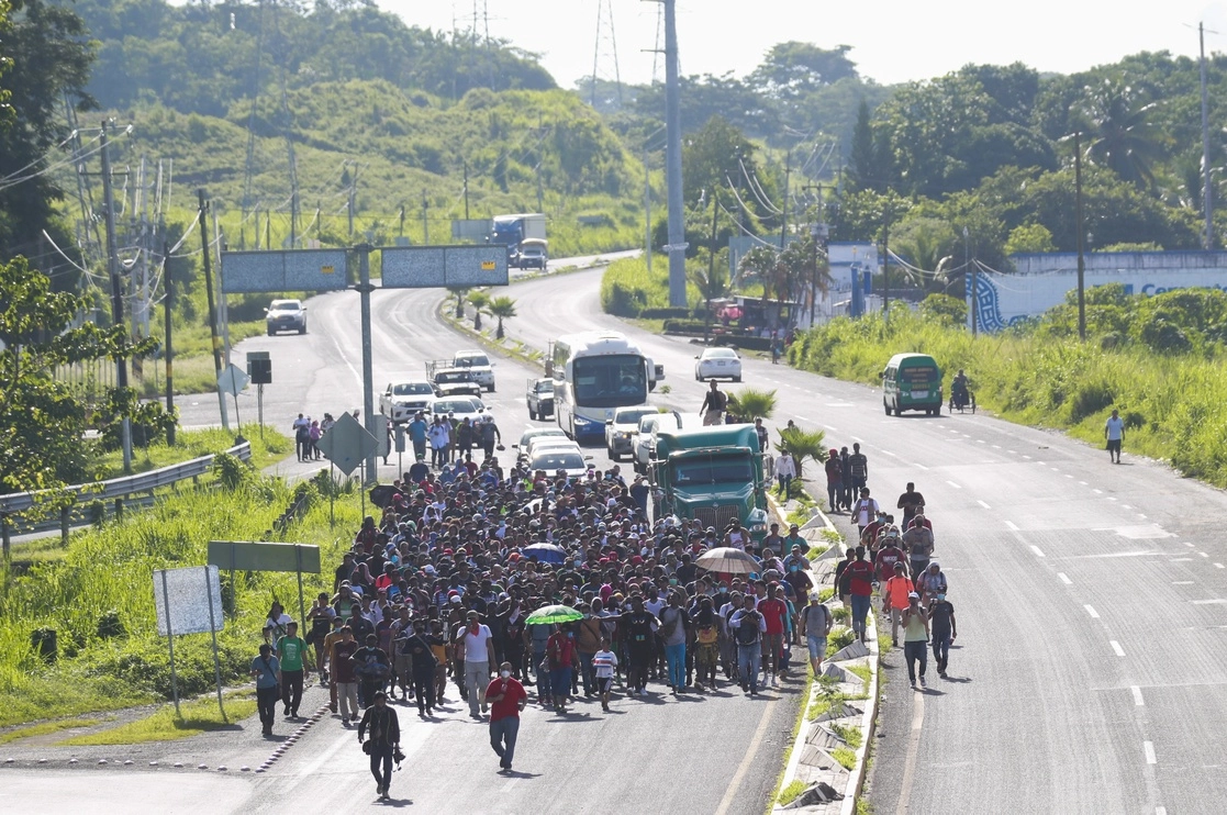 Migrantes buscan llegar hasta la frontera de México y Estados Unidos para buscar asilo en el país vecino. Foto Víctor Camacho/Archivo

