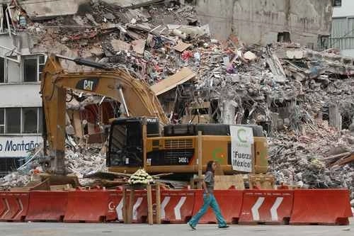 Escombros de un edificio en la Ciudad de México tras el terremoto de 2017. Foto María Luisa Severiano