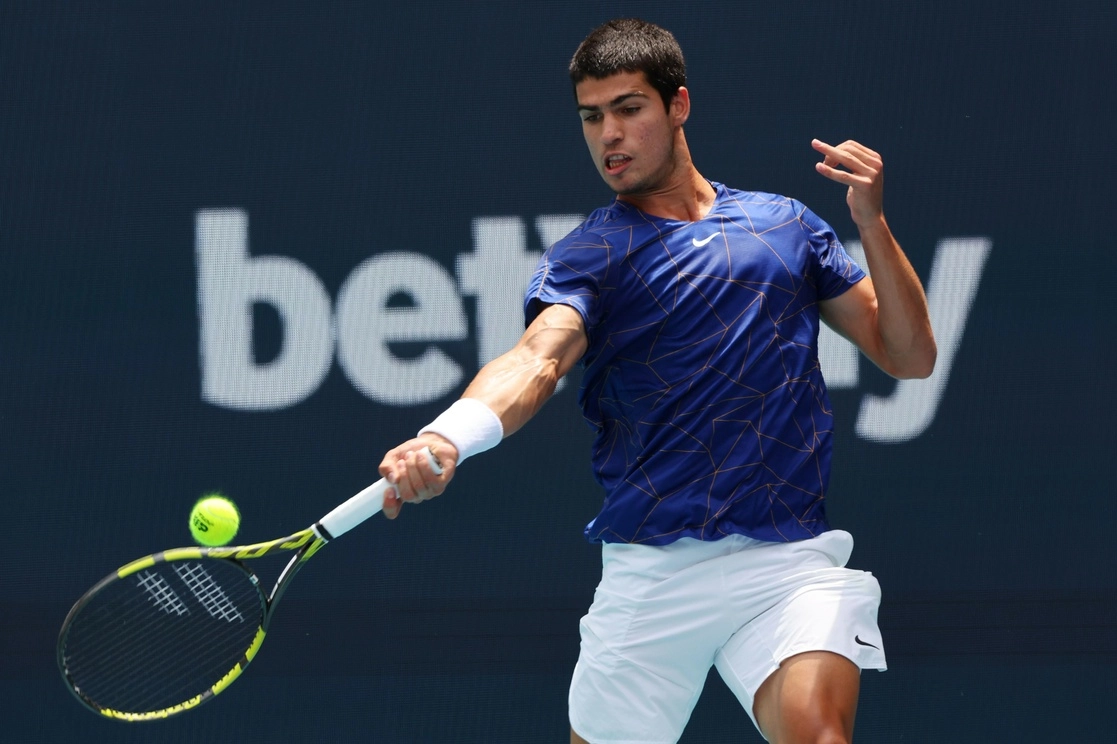 El español Carlos Alcaraz ganó el primer torneo ATP 1000 de su carrera. Foto Afp