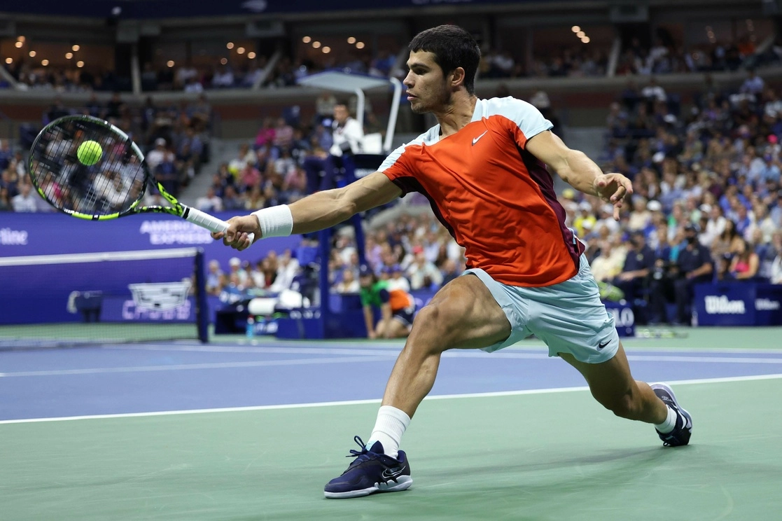 Con su victoria en el US Open, Carlos Alcaraz se convierte en el campeón de tenis más joven en la historia. Foto Afp